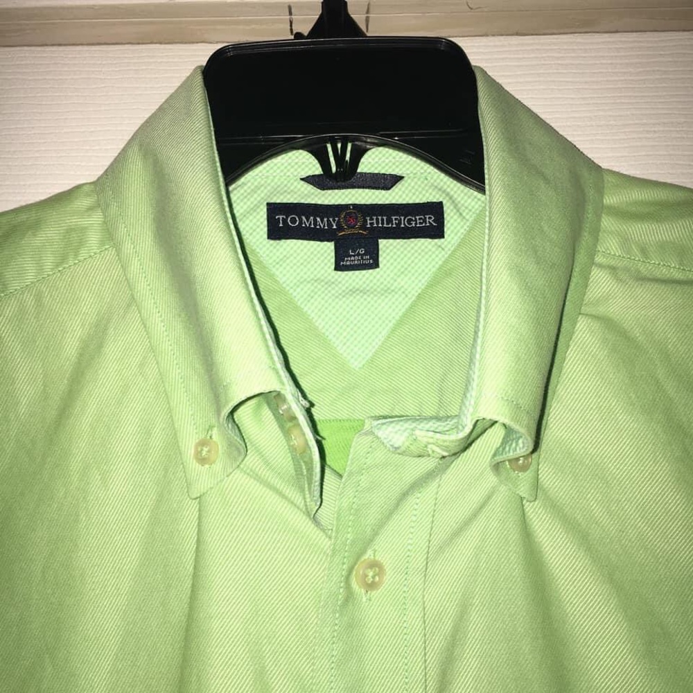 Men’s Large Tommy Hilfiger Long Sleeve Shirt